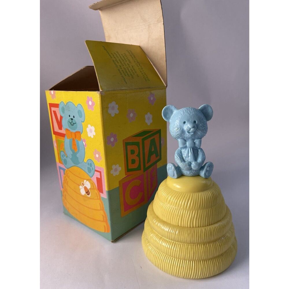 Avon Vintage Retro HONEY BEAR Baby Cream Kids Collectible